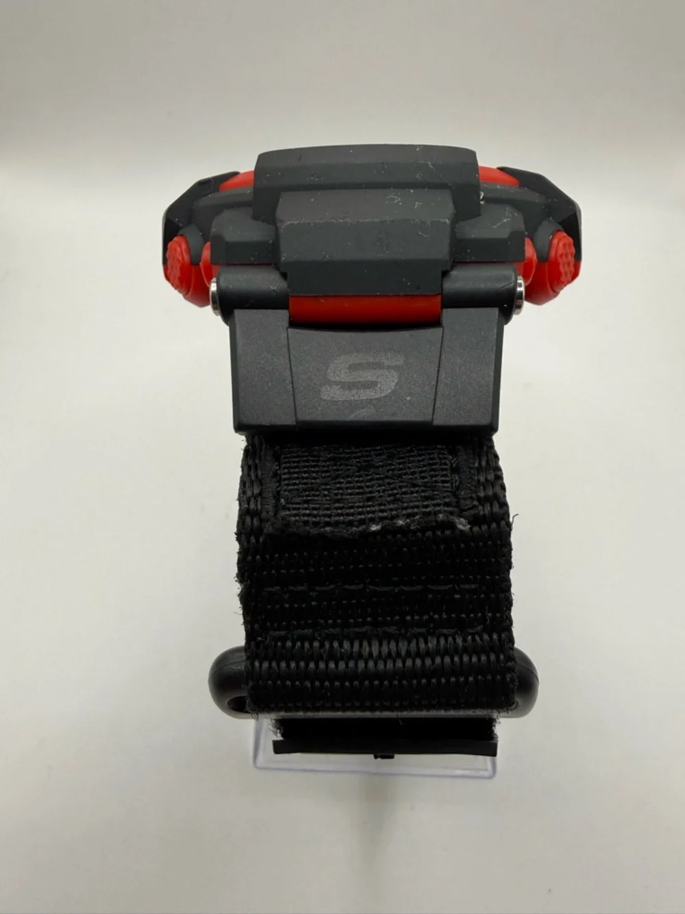 Skechers Men's Sr1038 Digital Display Black/Red Watch 53mm Case VelcroBand
